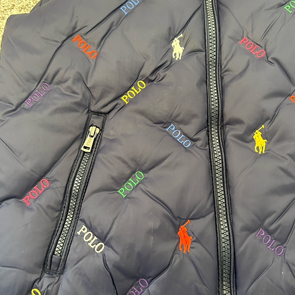 Polo Ralph Lauren Kids Down Puffer Vest Size 6 All Over Logo Kids Outerwear EUC - Picture 2 of 9